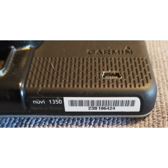 Garmin Nuvi 1350 pre owned, working, recent maps - Picture 5 of 9